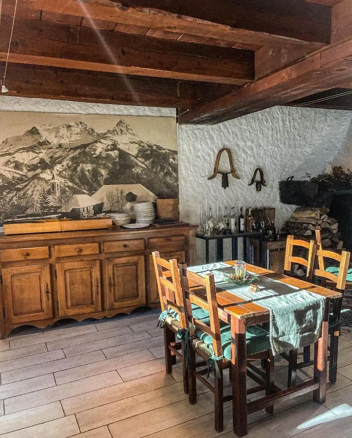 **  Hotel Le Prieure Uvernet-Fours Francja
