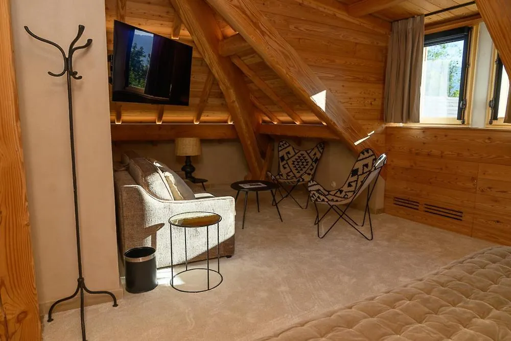 **  Hotel Le Prieure Uvernet-Fours Francja