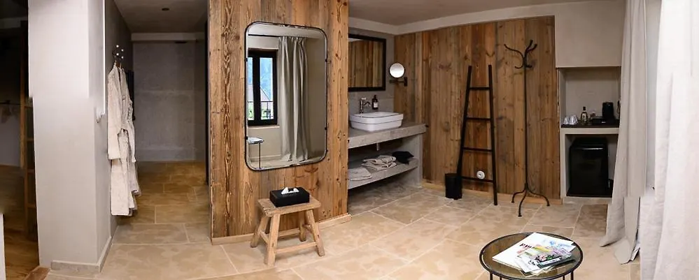 Hotel Le Prieure Uvernet-Fours