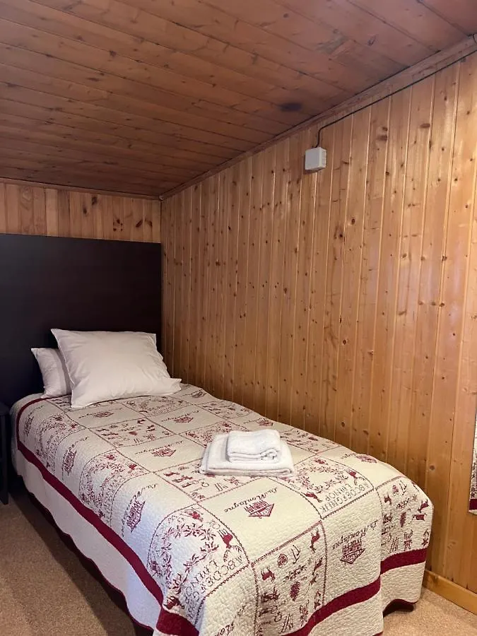 Hotel Le Prieure Uvernet-Fours
