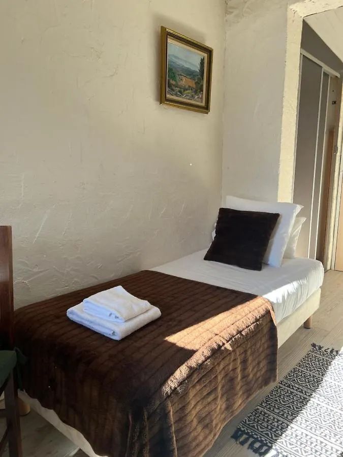 Hotel Le Prieure Uvernet-Fours 2*,